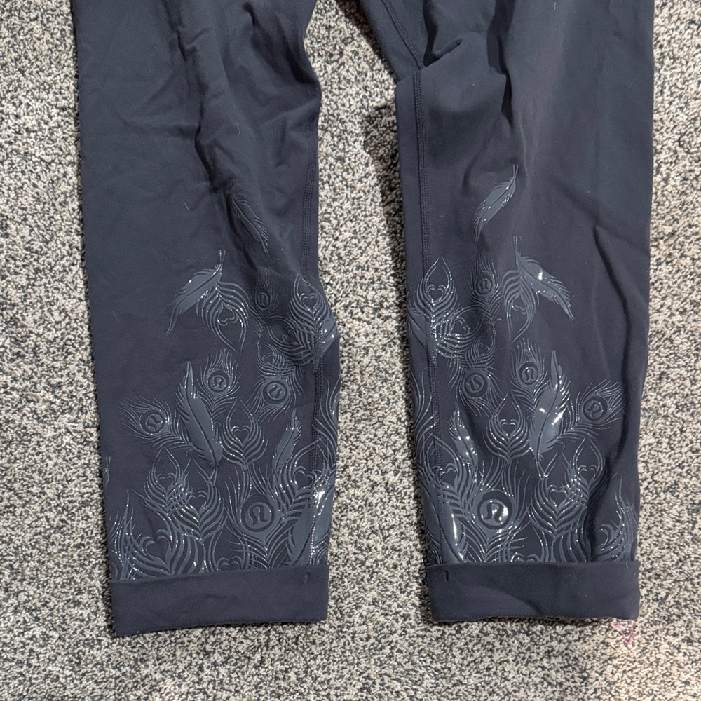 Stylish Gray Leggings - Picture 3 of 6